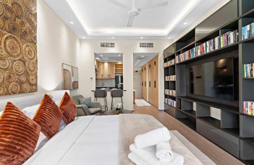 Discovery Gardens Apartment | Airstay - Palmoral Collection - Studio - Near Metro - Monthly Offer Available