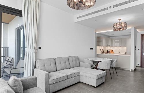 Nad Al Sheba Apartment | Luxury 2BDR in Sobha, Free Gym, Pool & Playground