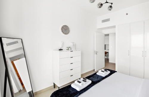 Trade Centre 1 Apartment | Brand New Elegant 1BDR in Downtown Views -21