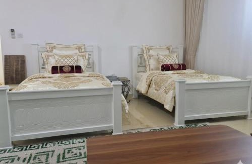 Al Shamkha Apartment | One Room with two bed