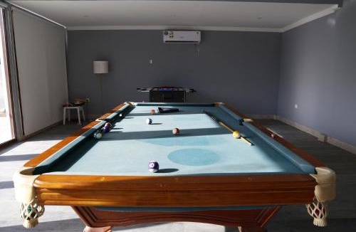 Abu Dhabi Ski Chalet | Al Ain Farm Escape with Private Pool , Mini Golf , and Firepit
