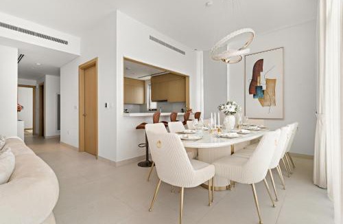 Dubai Villa | Luxury 4BR and Maid Room Townhouse Tilal Al Furjan