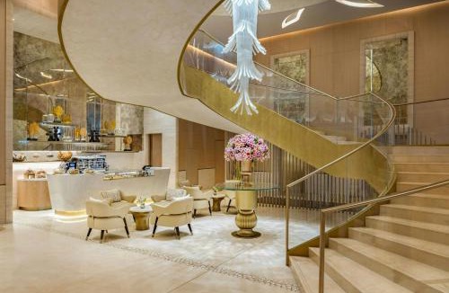 Palm Jumeirah Hotel | The St. Regis Dubai, The Palm