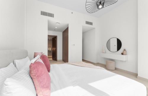 Al Safa Apartment | 2BR with M CF7B Partial Canal View