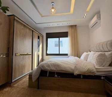Al Abdali Apartment | شقة عصرية 2025 غرف نوم 3 , غرفة ضيوف, غرفة معيشة, فرش راقي جدا في الشميساني قرب المستشفى التخصصي