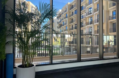 Al Hamra Village Apartment | Comfort and Charm Studio in Marina Residences, Al Hamra Village