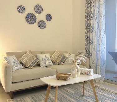 Al Hamra Village Apartment | Bel Air - Sea View Studio