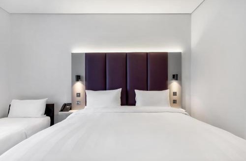 Capital Centre Hotel | Premier Inn Abu Dhabi Capital Centre