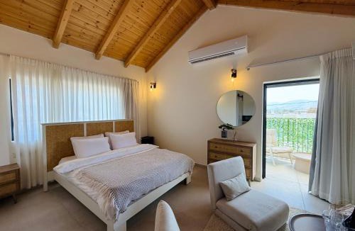 Rehov House | סוויטות אוצר המעיינות - 3 סוויטות מהממות עם בריכה וג'קוזי במושב רחוב
