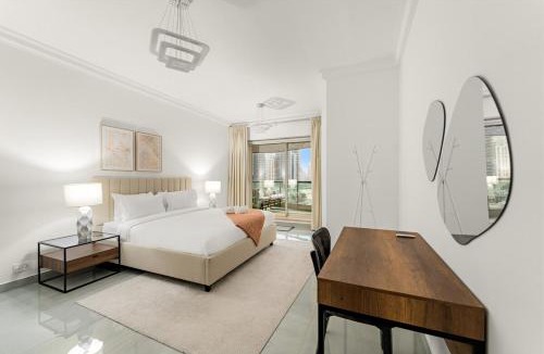 Al Nahda 2 Apartment | FIRST CLASS 2BR Marina Luxe Views