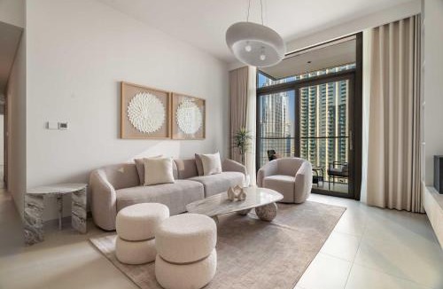 Downtown Dubai Apartment | Luxurious 4BR with Boulevard View - 10 min to Burj & Mall
