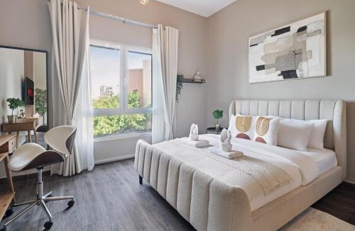 Discovery Gardens Apartment | Luxury studio in Discovery Gardens near metro