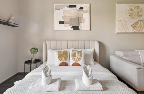 Discovery Gardens Apartment | Luxury studio in Discovery Gardens near metro