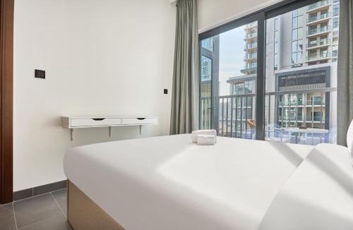 Nad Al Sheba Apartment | STAY BY LATINEM Luxury 1BR Holiday Home CC 0302 Near Burj Khalifa