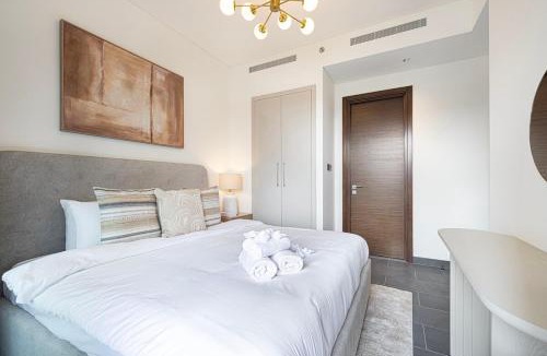 Nad Al Sheba Apartment | Modern 2 Bedroom Apartment in Sobha Hartland