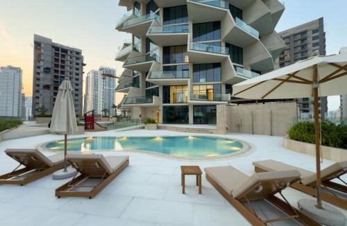 Jumeirah Village Circle Apartment | Private Pool - Amazing 1BR Apartment in JVC