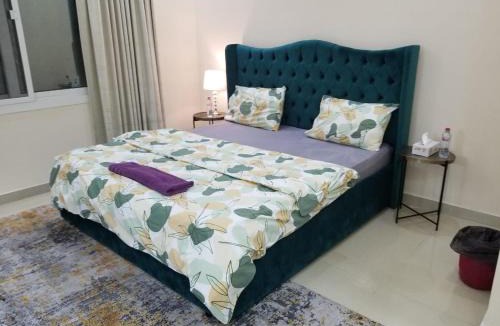 Al Khan House | Elegant Private Rooms in a Penthouse with Free Parking