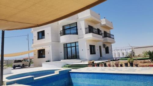 Karak Governorate Ski Chalet | Rest Sea Chaliet & Farm