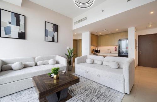 Dubai Marina Apartment | Emaar 52 42! Iconic Sea-View! Dubai Marina