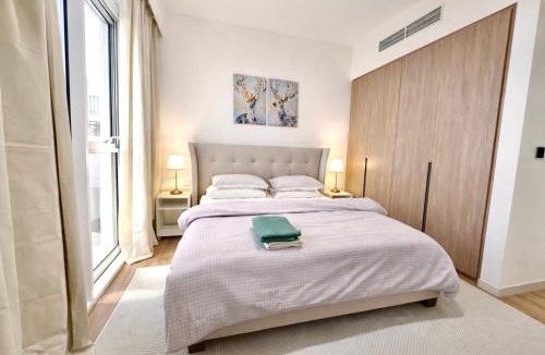 Dubai House | COZY 3 Bedroom Villa in a Calm Neighborhood in Dubai
