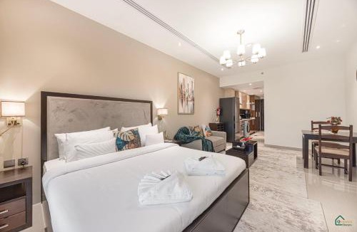 Madinat Zayed Apartment | Spacious & cozy Studio in Downtown!