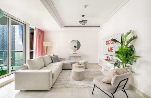 Jumeirah Lake Towers Apartment | Free housekeeping visits during your stay - StayShort - Stylish 2-Bedroom in JLT That Sleeps 6 Comfortably