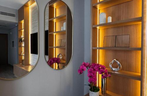 Dubai Apartment | Elegant 1BR at Lotus Creek Beach Lagoon Living