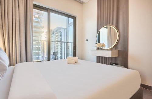 Nad Al Sheba Apartment | STAY BY LATINEM Luxury 1BR Holiday Home CC 3007 Near Burj Khalifa