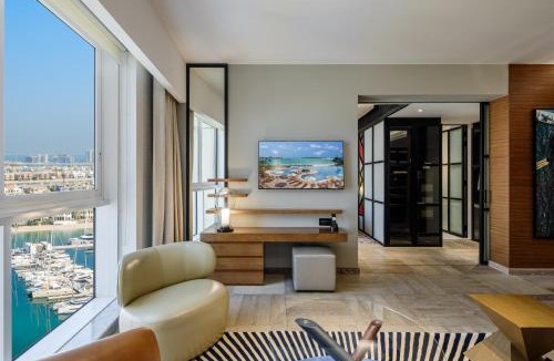Palm Jumeirah Hotel | Andaz Family Suites by Hyatt- Palm Jumeirah