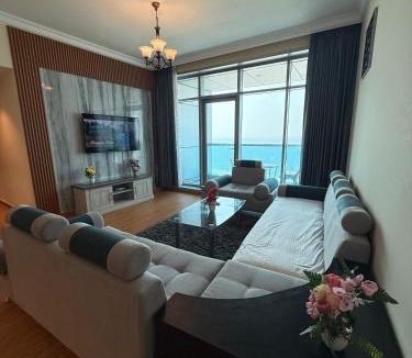 Rumailah Apartment | Full seaview luxury with gym,pool,jacuzzi,sauna,24x7 cafe,beach,restaurants,medical and more
