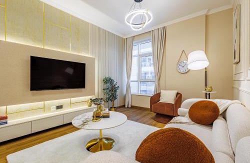 Dubai Apartment | Elegant Oasis - 15 min to Burj Khalifa and Aiport - 1 BDR - 4 pax
