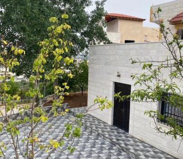 Jerash Apartment | Moon Apartments