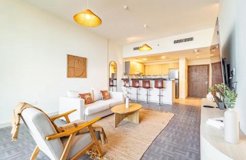 Al Raha Beach Apartment | Fantastic Rooftop Pool - Full Canal Views - Spacious 1 BDR Designed by Designer - 5 min walk from Space42 Arena