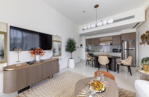 Dubai Marina Apartment | 1BR Sea View at Grand Bleu - Emaar Beachfront