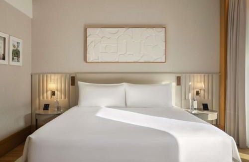 Dubai Resort | Delano Dubai at Bluewaters