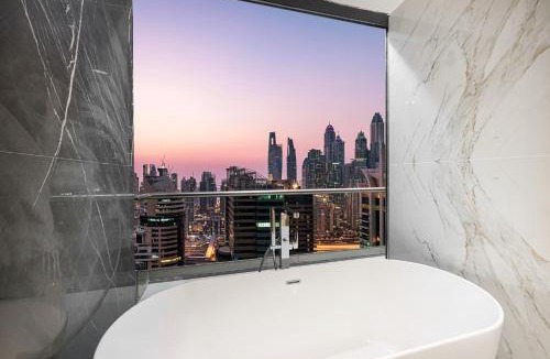 Jumeirah Lake Towers Apartment | Luxe 4BR Penthouse with Private Pool and Gym