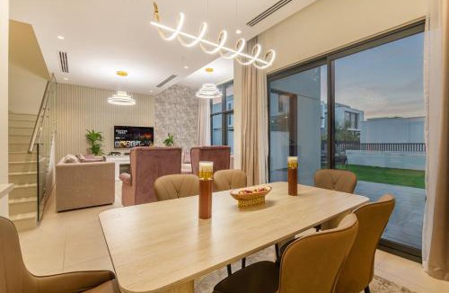 Discovery Gardens Apartment | Luxury Villa in Jebel Ali Village By dPie