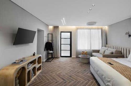 Neve Zohar Apartment | ריזורט האחוזה- וילה עם בריכה פרטית וסוויטות עם בריכה משותפת מול נוף ים המלח