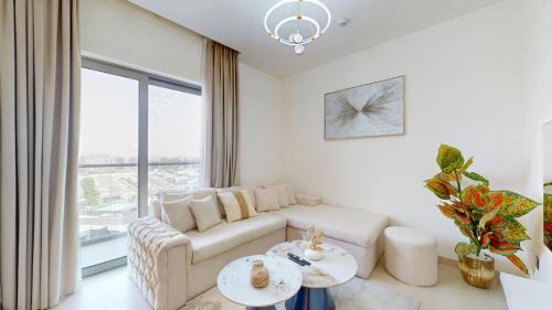 Nad Al Sheba Apartment | Vacationer Holiday Homes I Elegant 1 Bedroom l Modern Finishes l Meydan