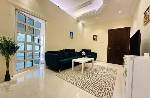 Al Barsha 2 House | Dubai Al Barsha Villa Fully Furnished Luxury Private Master Room Ensuite Huge Space Deluxe