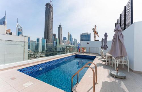 Al Satwa House | Luxury Hostel Bedspace in Downtown Near Emirates Towers Metro