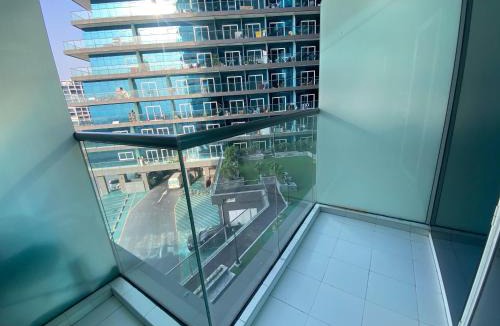 Dubai Apartment | Dubai Silicon Oasis Holiday Homes