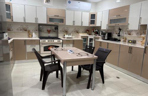 Al Kubus House | استراحة الأنغام