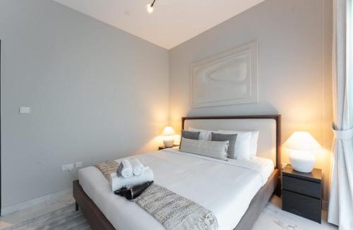 Dubai Apartment | Free housekeeping visits during your stay - StayShort - Dubai South apartment for 4 in a Great Location