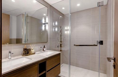 Downtown Dubai Apartment | Burj Khalifa View Apartment