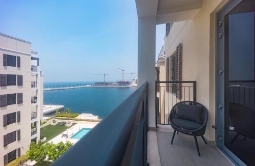 Dubai Apartment | NEU Sea and Burj View Port de La Mer