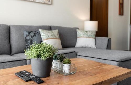 Discovery Gardens House | Elegant 2Bhk Panorama Apartment