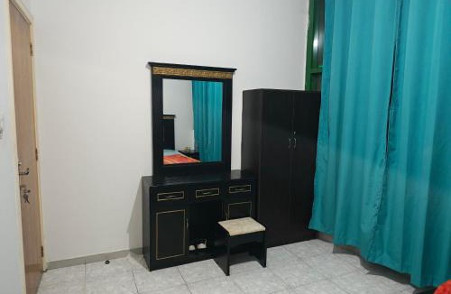 Al Qasimia House | Modern Comfort Stay