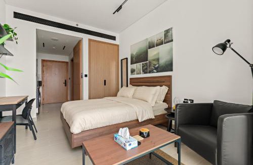 Jumeirah Village Circle Apartment | Modern Studio with Pool & Gym - Prime JVC Location