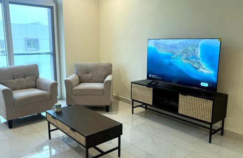 Al Ghubrah Ash Shamaliyyah Apartment | Beach 24 Residency